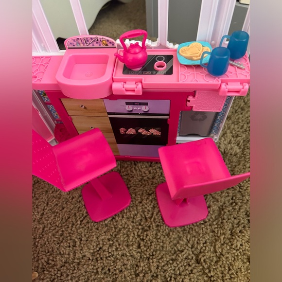 Barbie folding house with handle - Picture 5 of 5